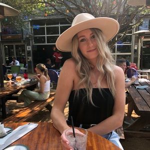 Meet your Posher, Bridget